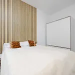 Zoliborz Stylish Apartment With Parking By Noclegi Renters