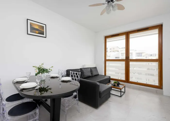 Zoliborz Stylish Apartment With Parking By Noclegi Renters